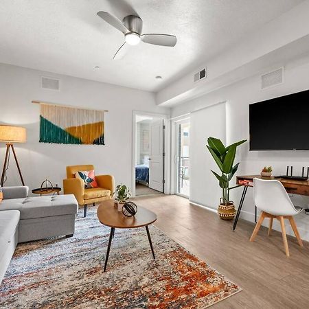 Апартаменты Luxurious Retreat In Slc Солт-Лейк-Сити Экстерьер фото