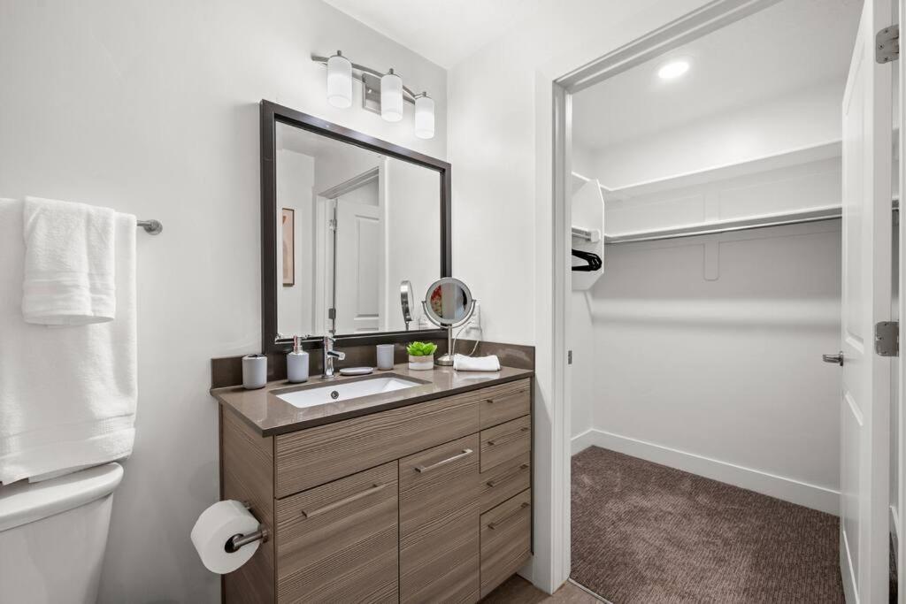 Апартаменты Luxurious Retreat In Slc Солт-Лейк-Сити Экстерьер фото